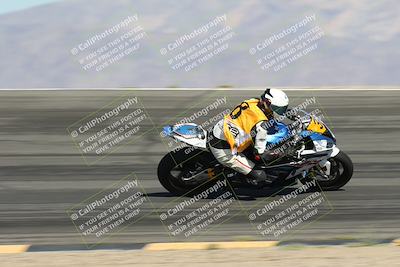 media/May-10-2025-Race Pace (Sat) [[db32fef2da]]/Vested/3-Bowl Set 1 (9am)/